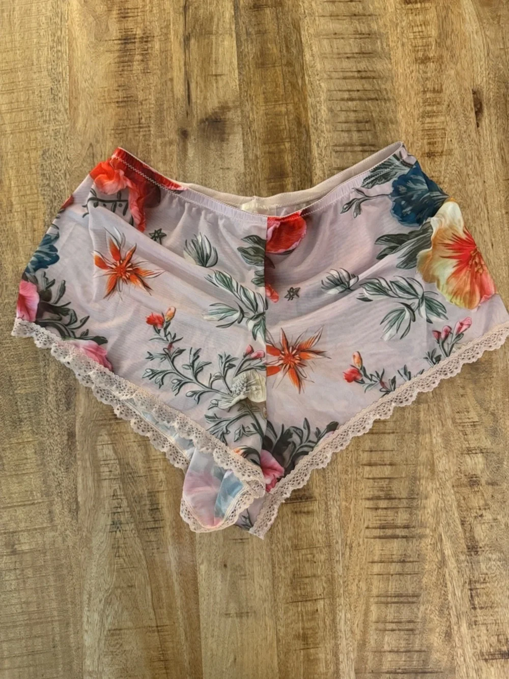 KILO BRAVA Floral red beige Mesh high waisted shorts bloomers with lace trim XL